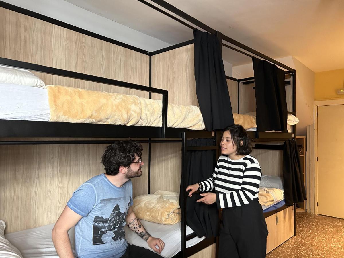 Onefam Les Corts Auberge de jeunesse *