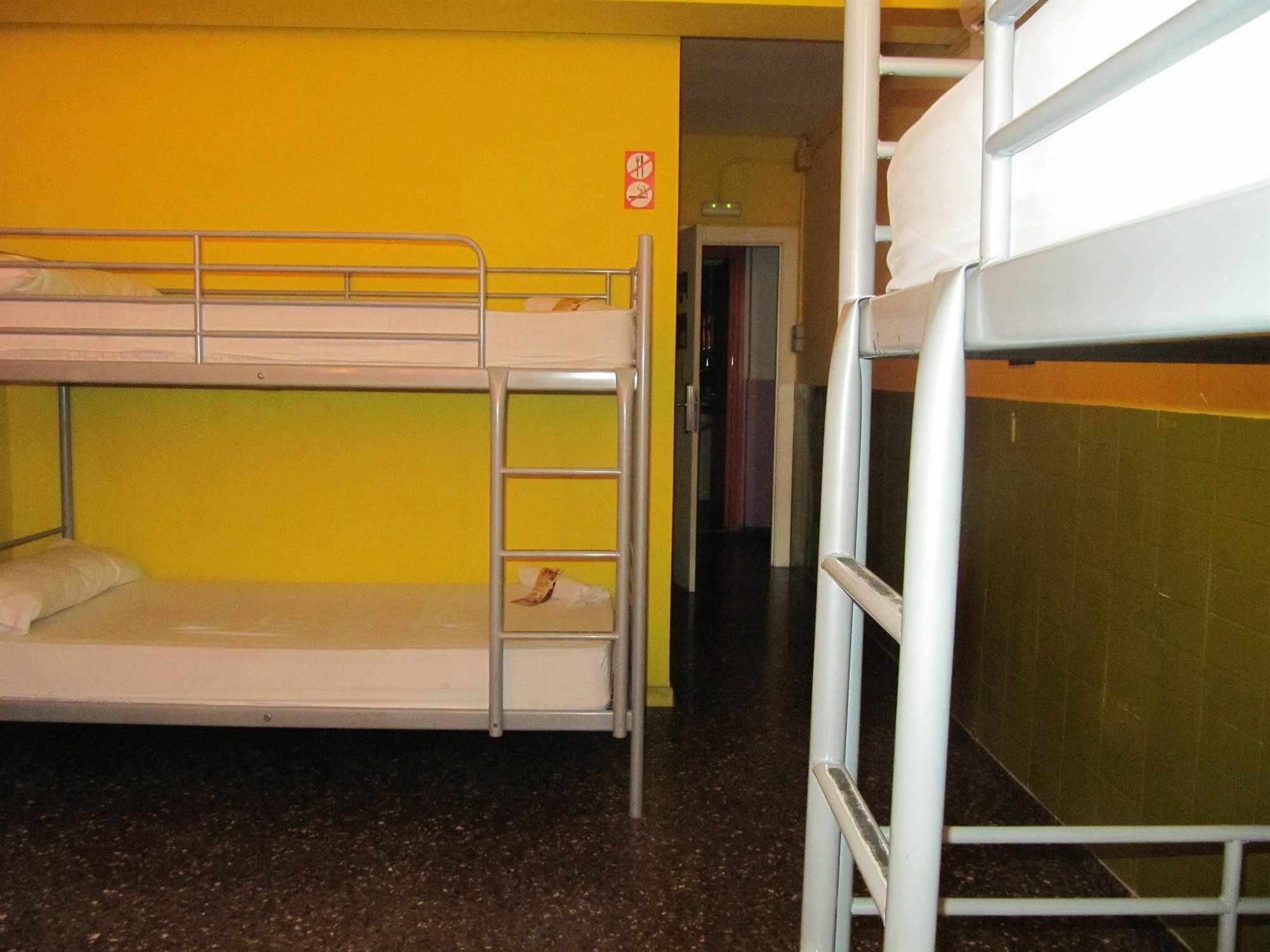 Onefam Les Corts Auberge de jeunesse
